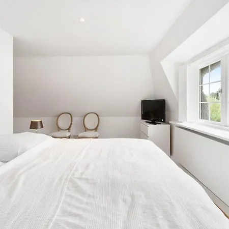 Ferienhaus Carolinenhof-1 *